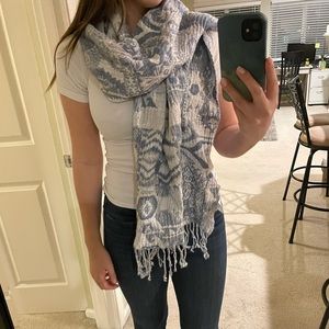Wilfred Aritzia scarf